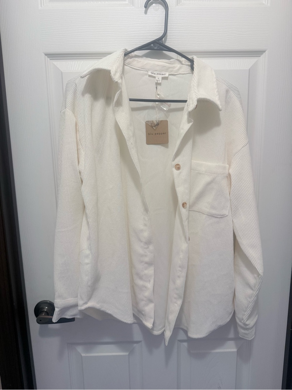 Blu Pepper White Ribbed Button-Front Top